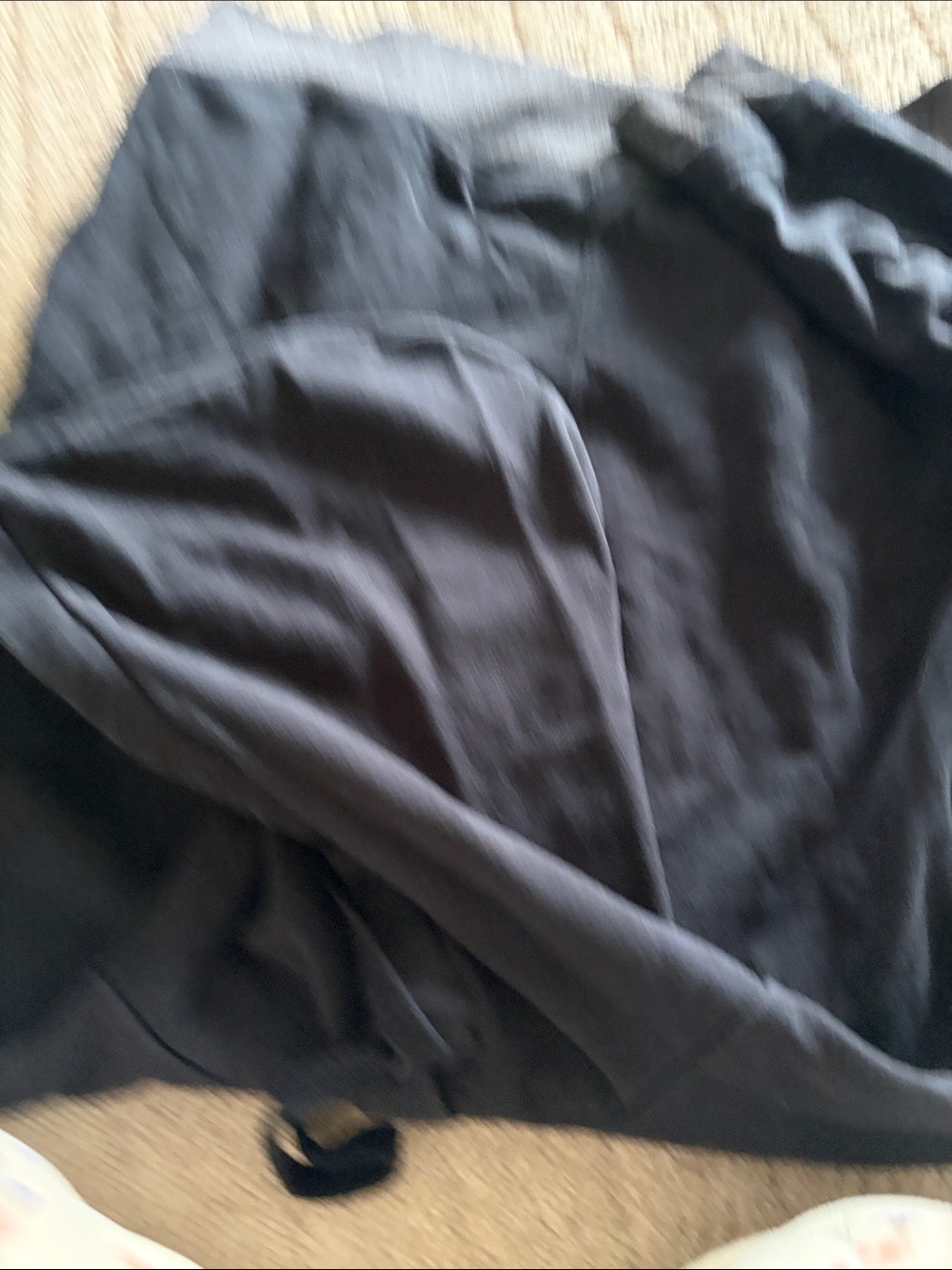 Under Armour Black Women's Hoodie Sweatshirt - Picture 7 of 7